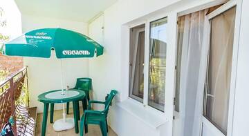Фото номера Люкс с 2 спальнями Гостевой дом Green House г. Николаевка 2