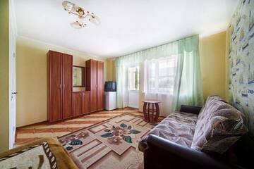Фото номера Полулюкс  Гостиница Парадиз г. Николаевка 4