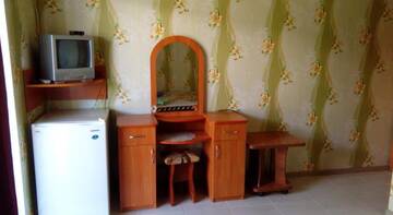 Фото номера Семейный люкс с балконом Гостиница on Trudovaya 26 г. Николаевка 3