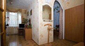 Фото номера Семейный номер с балконом Гостиница Фортуна г. Николаевка 6