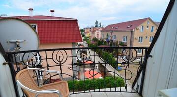 Фото номера Стандартный двухместный номер с 1 кроватью Гостевой дом Dolphin Cottage г. Николаевка 7