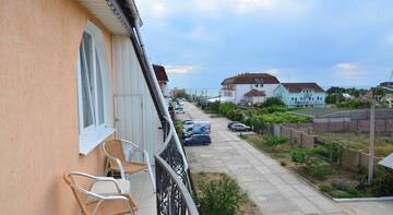 Фото номера Люкс с 2 спальнями Гостевой дом Dolphin Cottage г. Николаевка 11