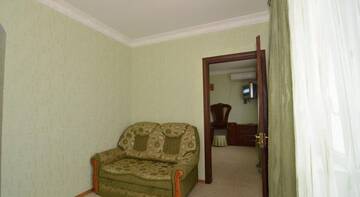Фото номера Люкс с 2 спальнями Гостевой дом Dolphin Cottage г. Николаевка 8