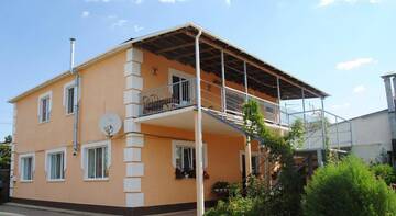 Фото Гостиница Lenina10 г. Николаевка 1